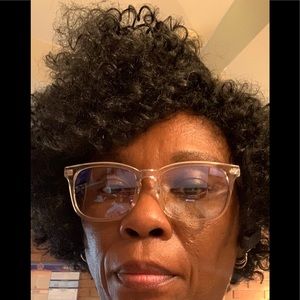 Meet your Posher, Debra